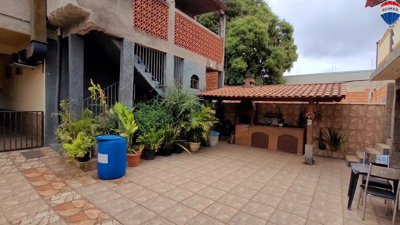 Ótimo investimento de duas casas, uma sala e uma loja em Campo Grande, Rio de Janeiro