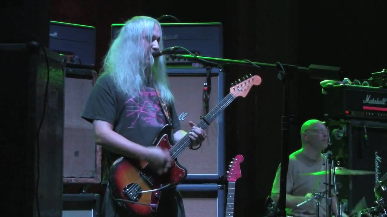 Dinosaur Jr 'Pieces'  live '09   Newport Music Hall