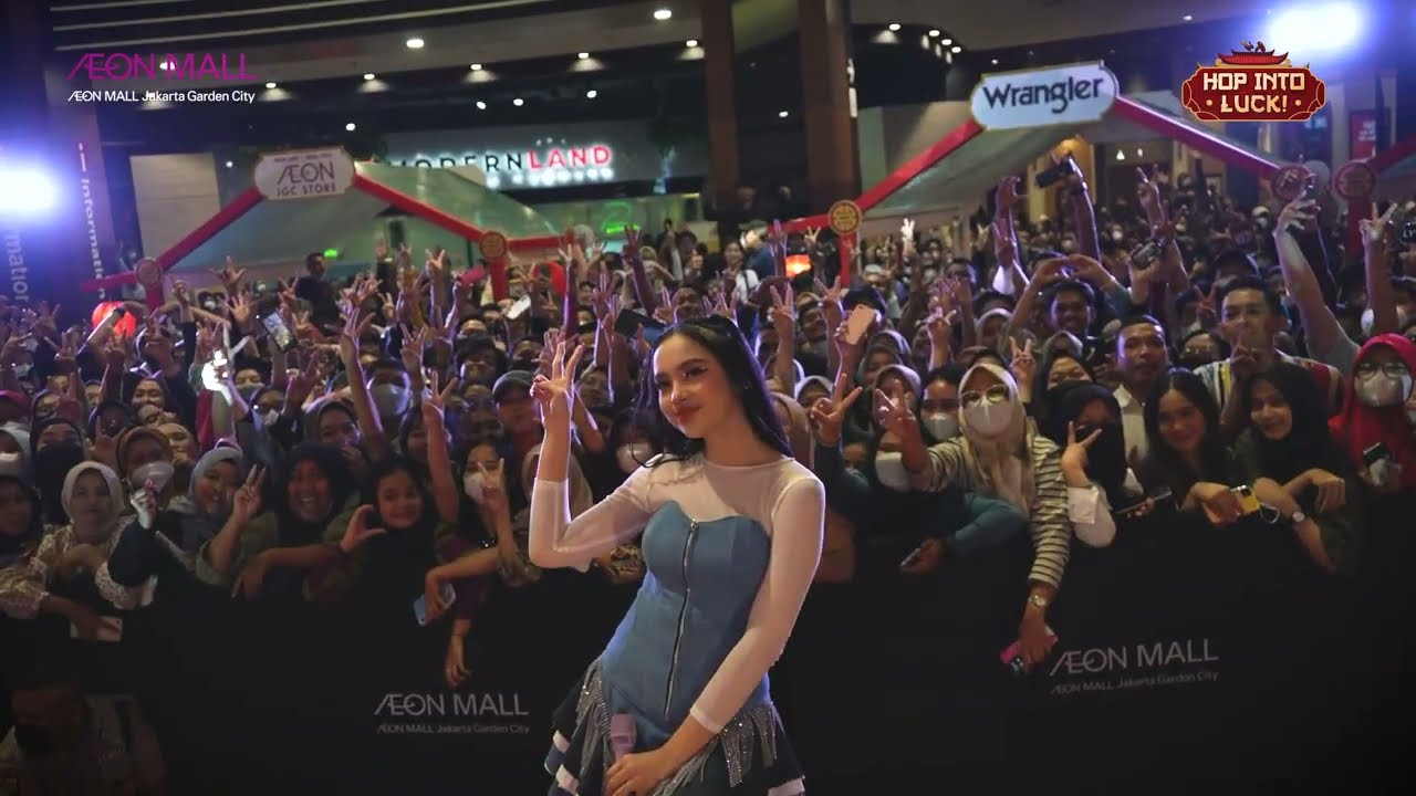 AEON MALL JGC |  HOP INTO LUCK