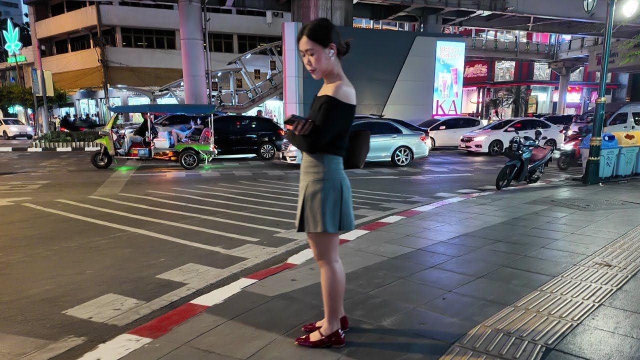 Unfiltered Bangkok Nightlife Tour – What Really Happens?