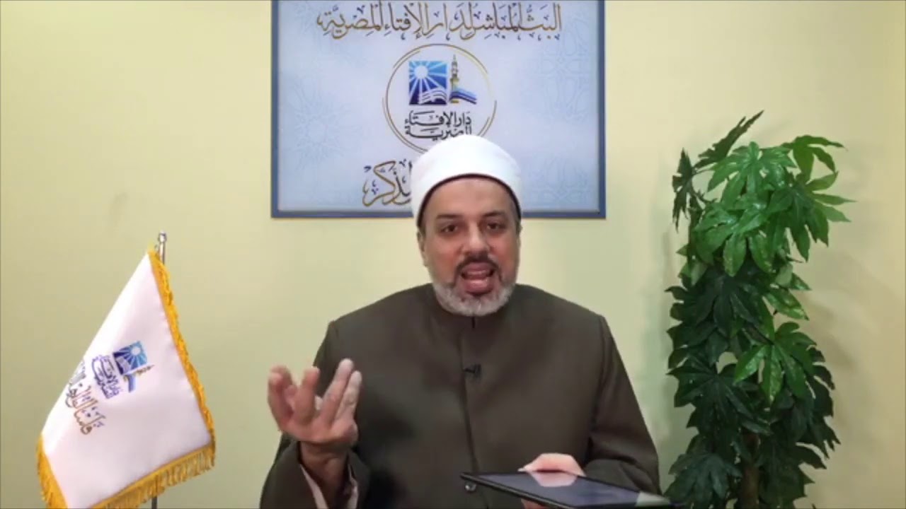 ما حكم ارتداء السلسلة وخاتم الفضة للرجال؟