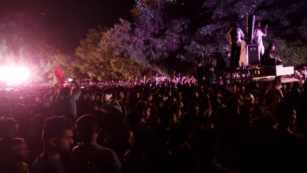Manmohan Yuvak Mandal ( Vadodara Na Maharaja ) - Vadodara Biggest Aagaman - Sam Sound ( Dj Hiren )