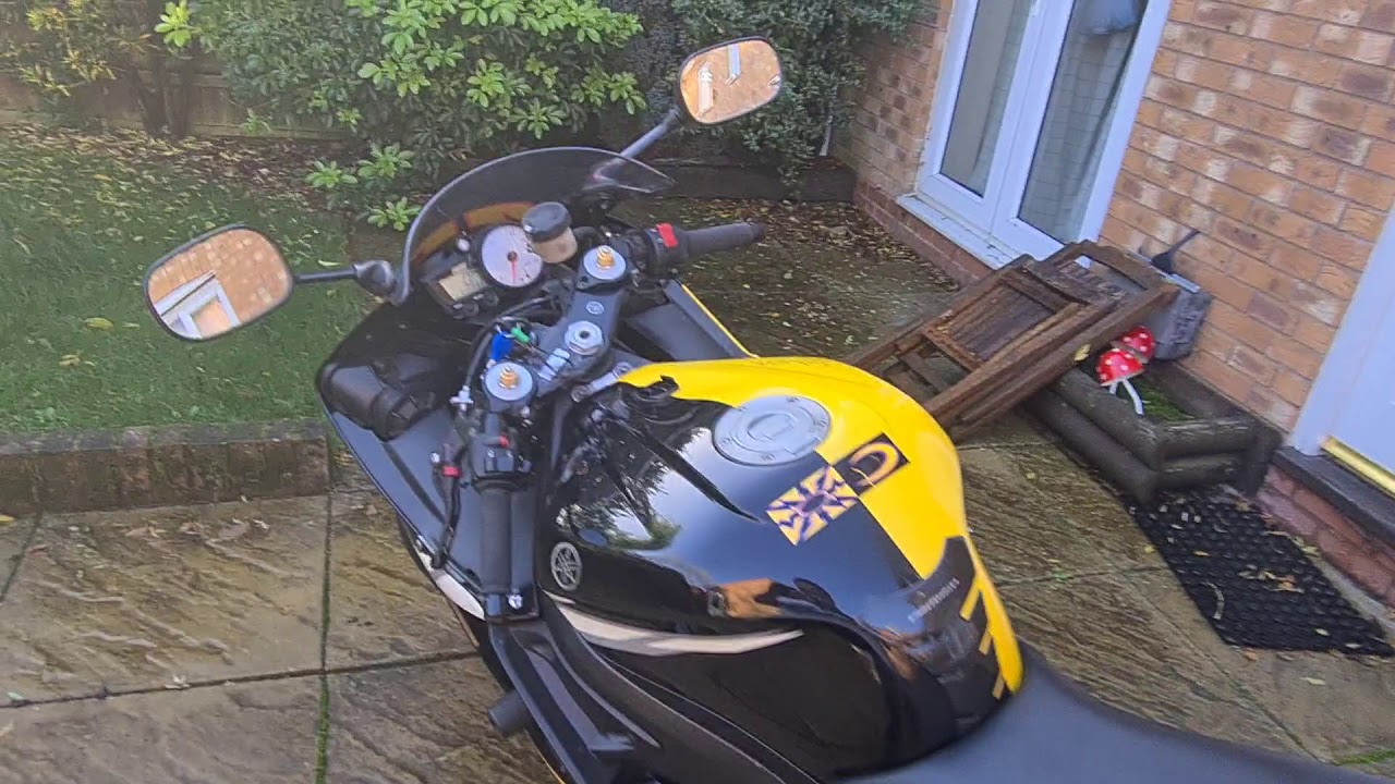 Yamaha R6 R46 Rossi drek47