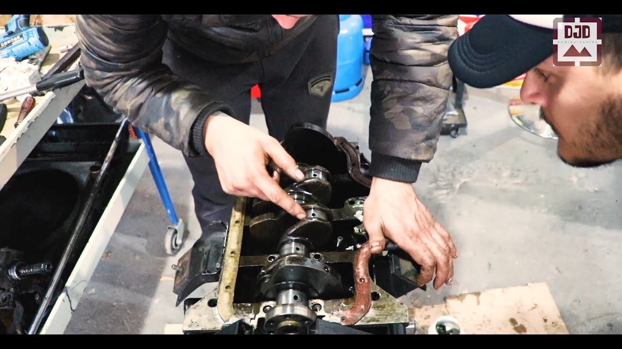 Desarmamos el motor de mi Renault 4s del 73