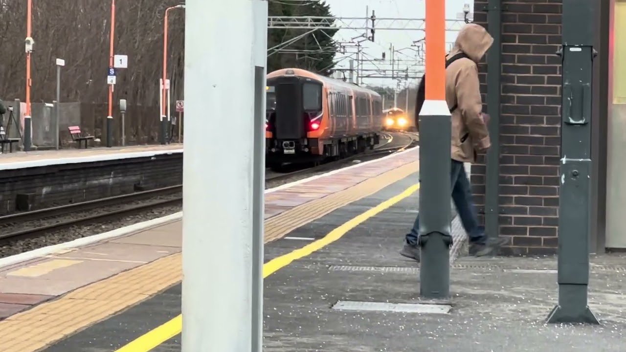 Trains at Stechford and leamington spa(WCML,CML)(29/12/25,3/1/26) (ft 66 and 12 car 350)