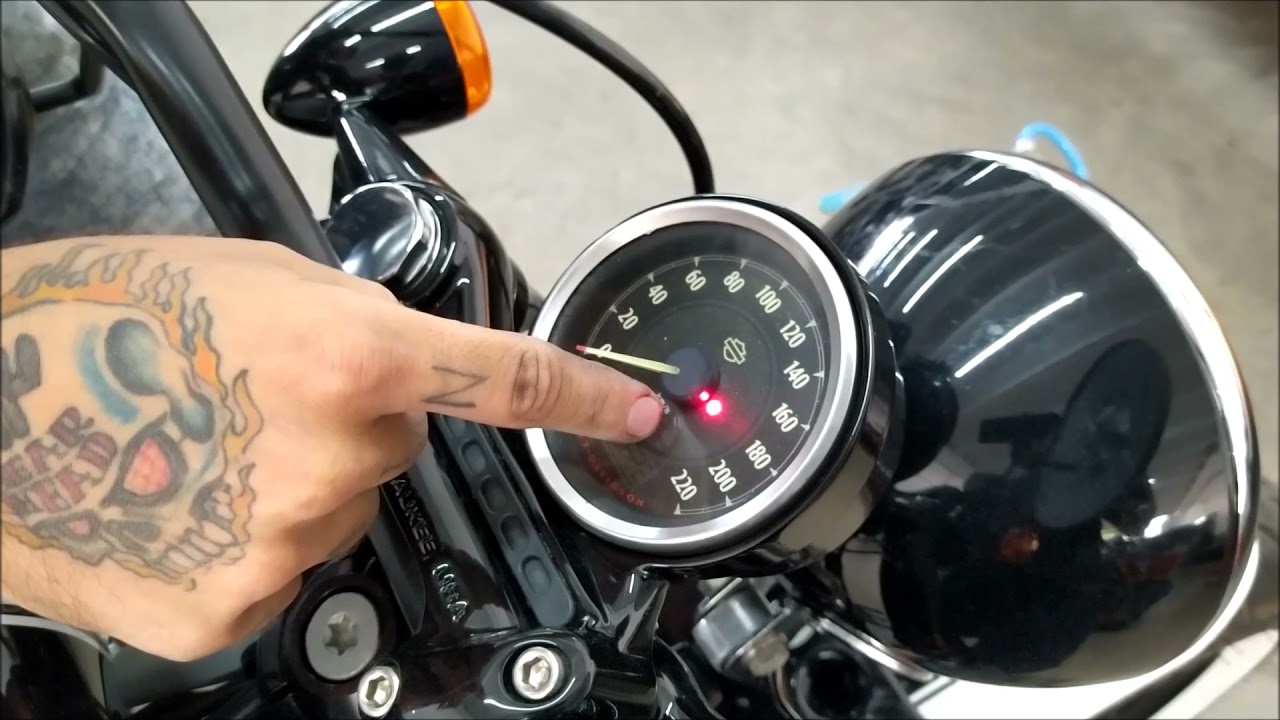 Indicadores do painel - Harley Davidson