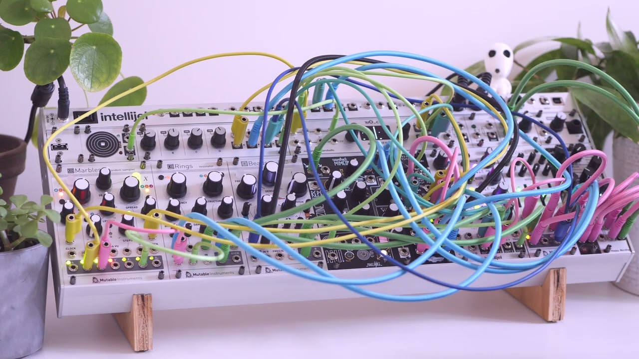 Switched-On Melodic Modulations with Vice Virga