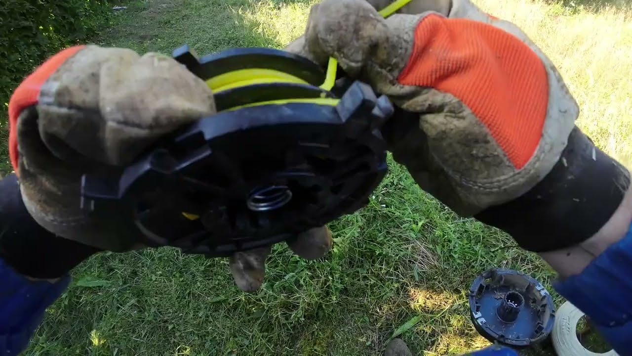 Teljes egy órás munka, ahogy én látom. | Grass cutter ASMR, garden mowing