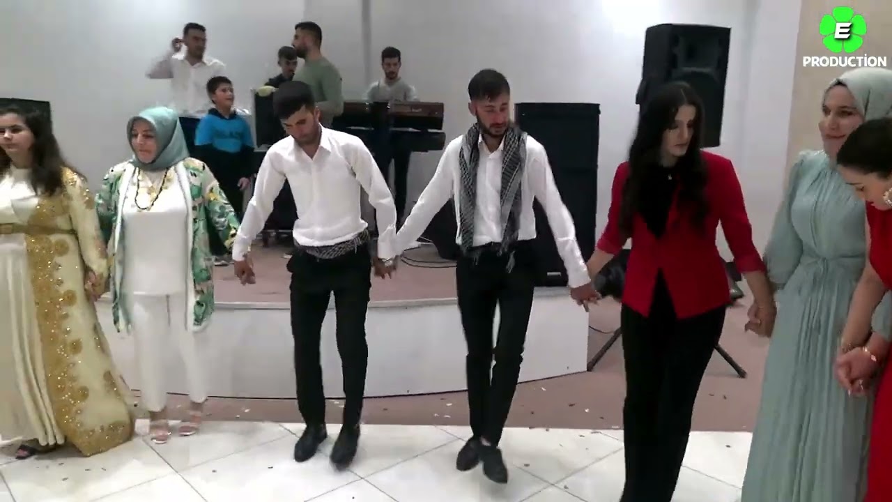 Kars Sarıkamış Merkez'de (MEBRÜKE & MEHMET GAZİ) YENİKÖY Köyünün Görkemli düğünü sizlerle