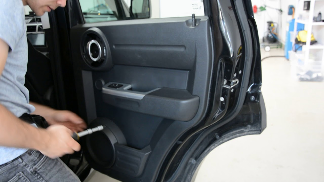 Dodge Nitro Door panel removal