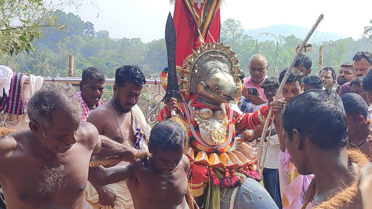 🙏PANJURLI THEYAM🙏 NALVAR DAIVASTHANA KANATHUR
