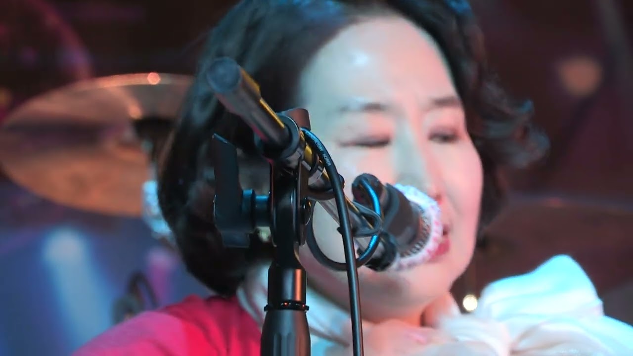 블루홀 마석통기타 여성밴드