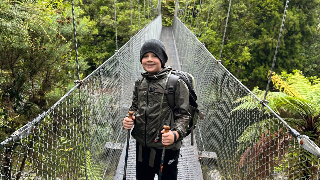 Waitawheta Tramway & Waitawheta Hut