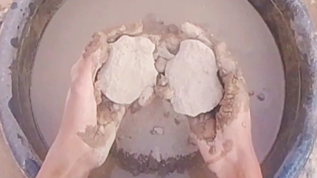 New crumbling video pure silki soft mud full dipping water crumbling in tub💦🤤#mud#clay#satisfying