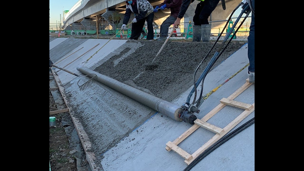 高平滑コンクリート施工 