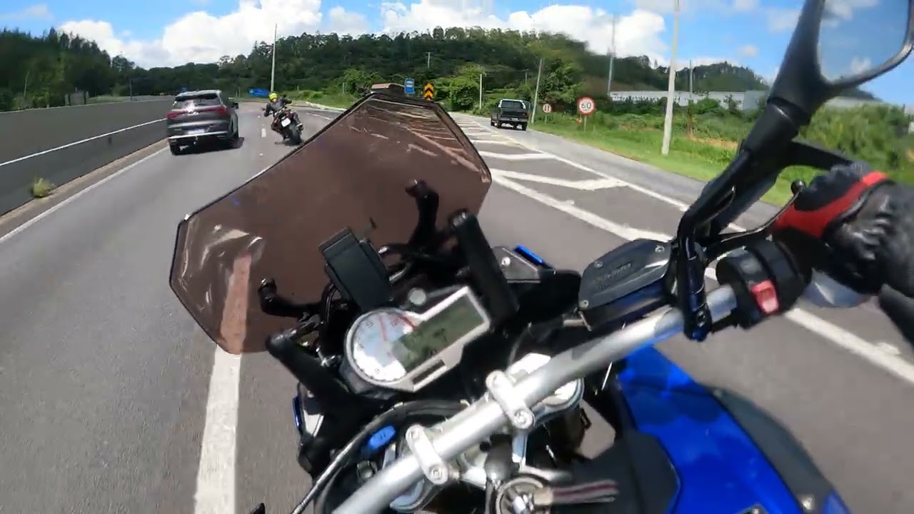 ROLE INSANO NO TT DA ANHANGUERA,  DUCATI PANIGALE V4 , SRAD 1000 , BMW XR 1000 R