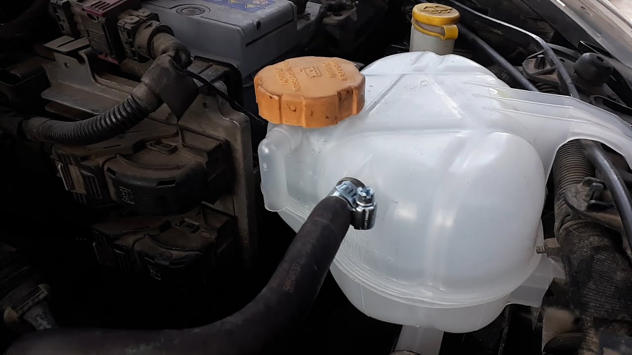 Genleşme tankı mı, kapağı mı fokurdatır, nasıl değişir (How to replace the Coolant Expansion tank)