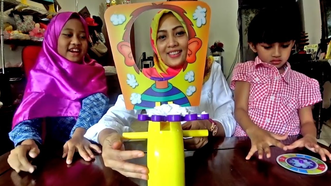 PIE FACE CHALLENGE #1 - Kumpulan video jadul Azka Mecca