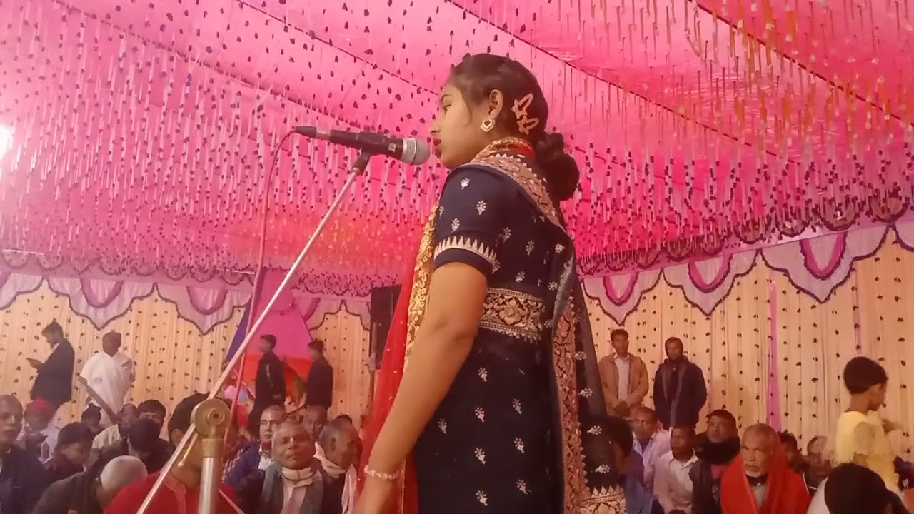 কীর্তনীয়া:কুমারী নীলিমা কৃষ্ণপ্রিয়সী 