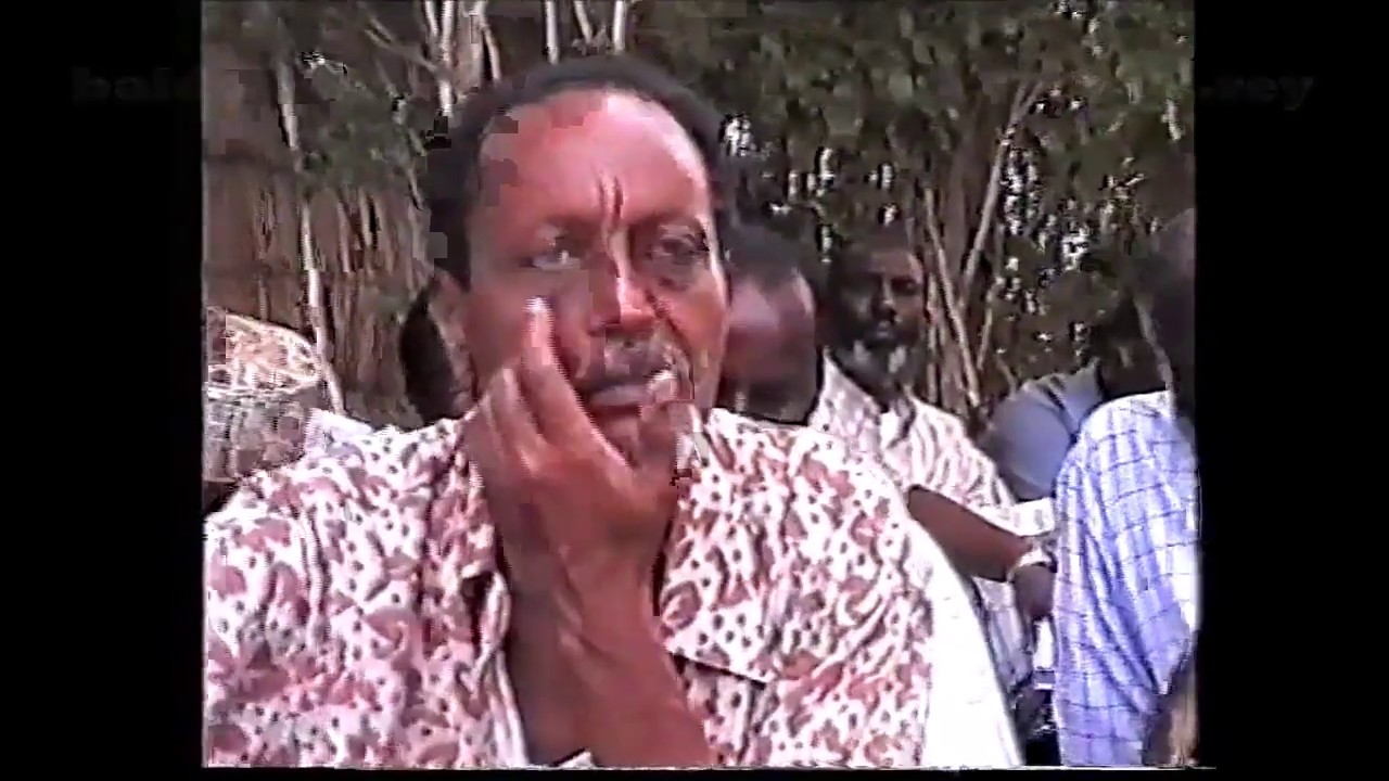 SHAATIGADUUD OO HOREY U SHEEGEY SHIRQOLADA BEESHA FARMAAJO IYO KHEYRE  KU HAYAAN  DIGIL IYO MIRIFLE
