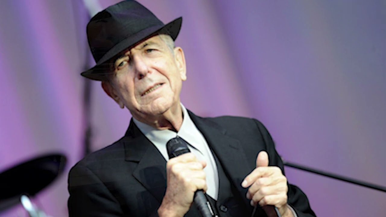 'Halleluja' by Leonard Cohen played on the Yamaha Tyros 4 keyboard