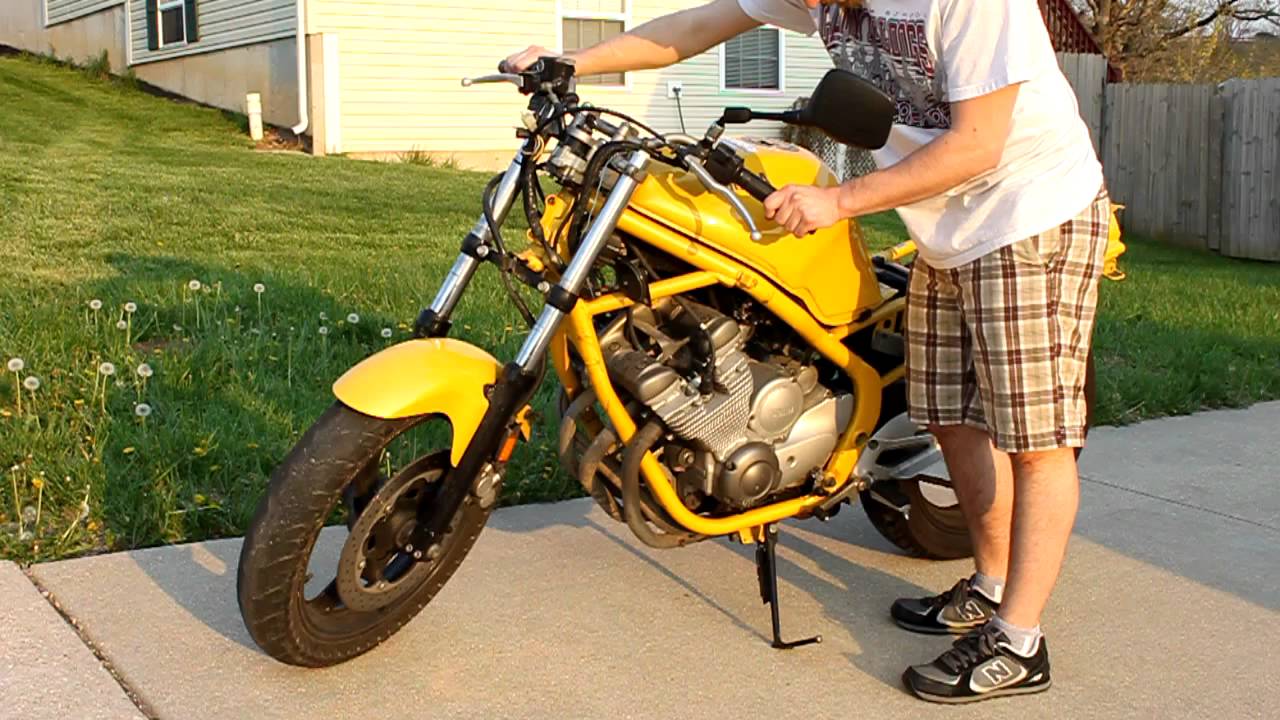 1995 Yamaha Seca II - Naked Conversion (Exhaust Test)