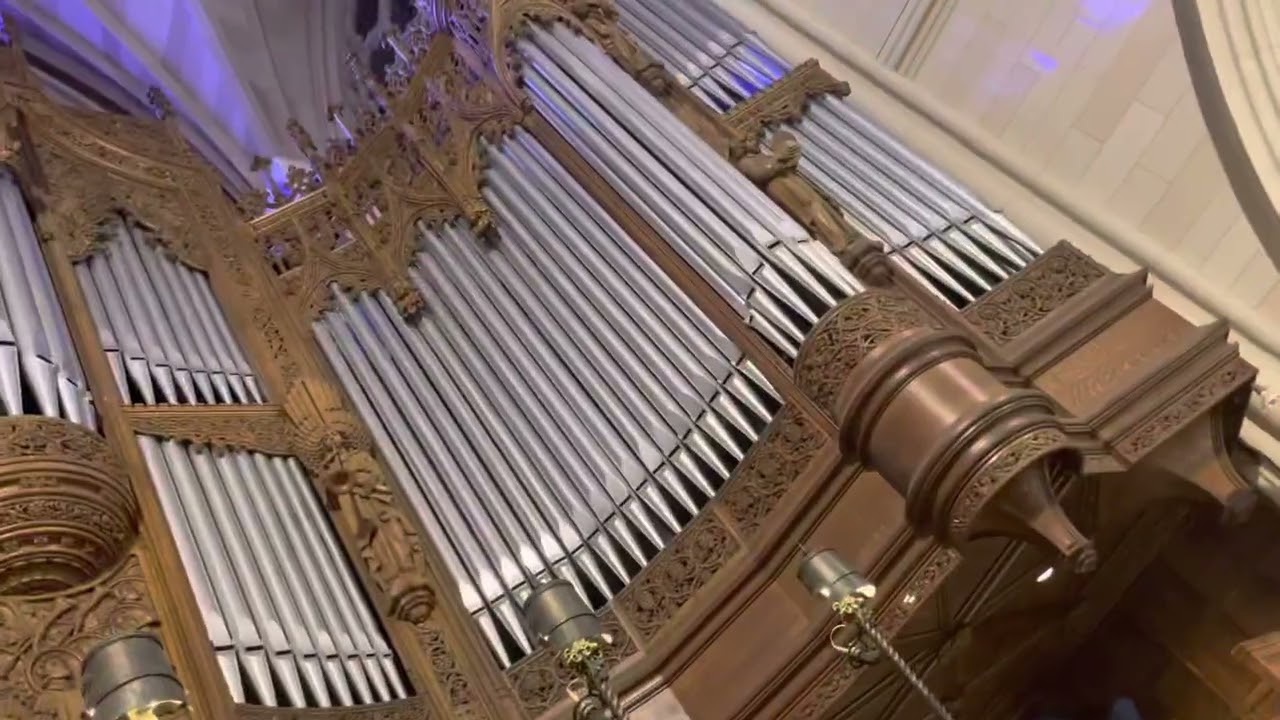 ‘O Sanctissima’ on the gallery organ of St. Patrick’s Cathedral, NYC