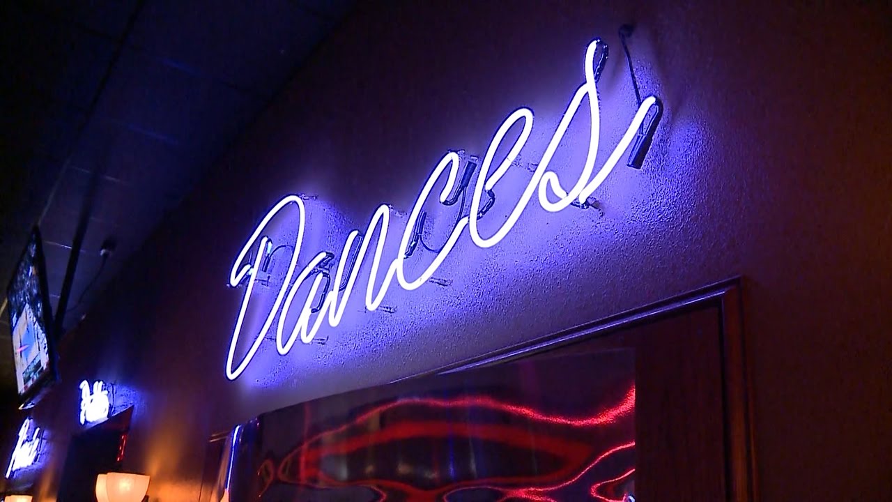 Downtown Milwaukee strip club could be OK'd Tuesday morning