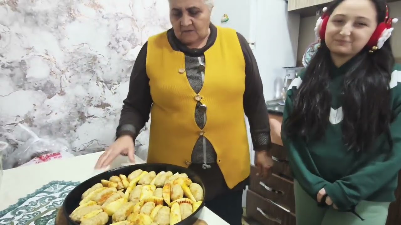 Nənə və nəvəsi Aylin | Nənə və nəvə mətbəxdə 3