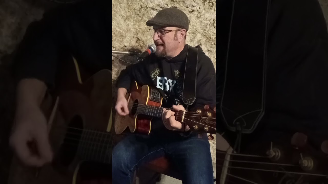 New years day (U2) guitar acoustic Cover