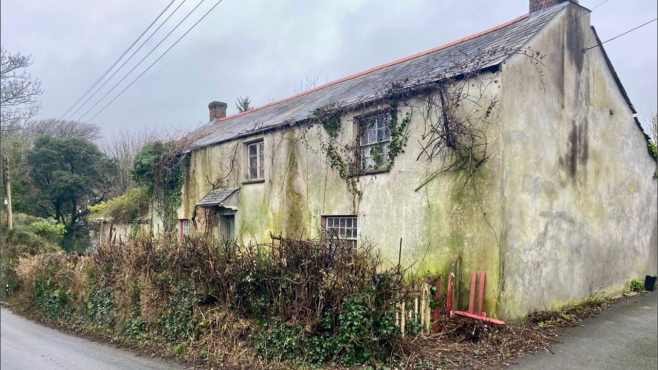Mrs Dandos Abandoned House Untouched For Decades