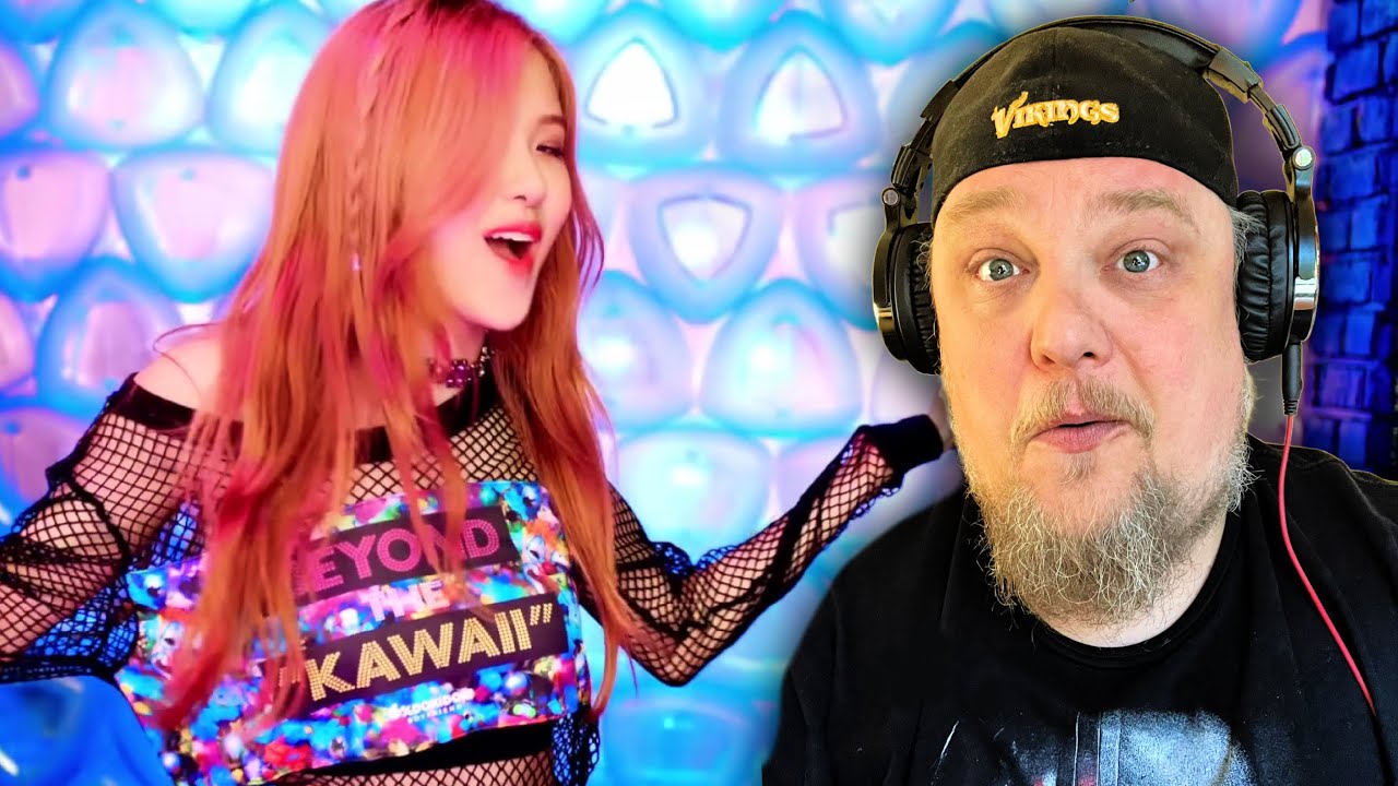 BLACKPINK - Boombayah (First Time Reaction)