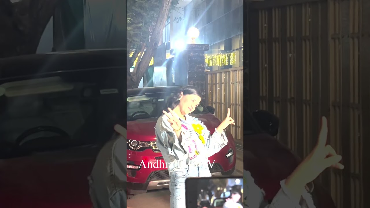 MANNARA CHOPRA SPOTTED IN  MAD STUDIO ANDHERI 