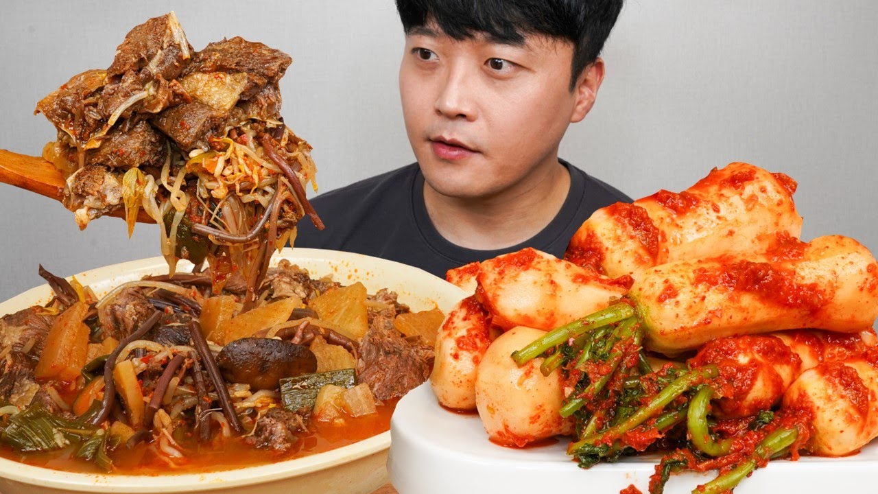 [와차밥] 갈비육개장 알타리김치 먹방 Spicy Beef Soup & Kimchi ASMR MUKBANG EATING SOUND