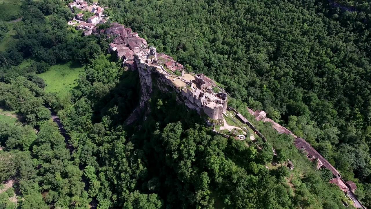 Les Gorges de L'Aveyron vues du ciel - 4K