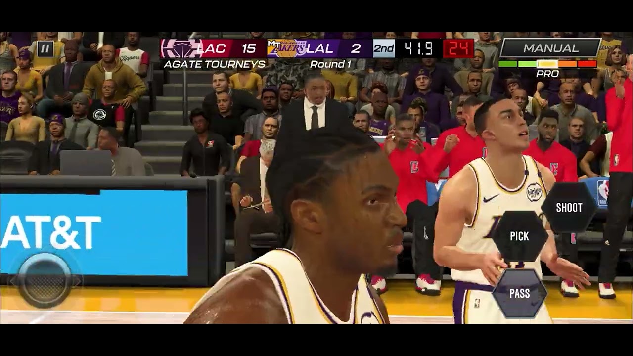Is NBA 2K Mobile Actually Good? (First Time Playing)