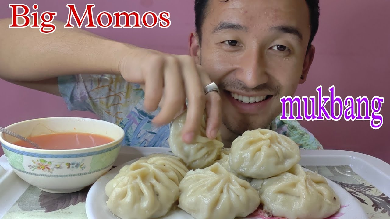 ASMR II EATING BIG NEPALI STYLE BEEF MOMOS CHALLENGE II STREET FOOD SUPER DELICIOUS 🤤