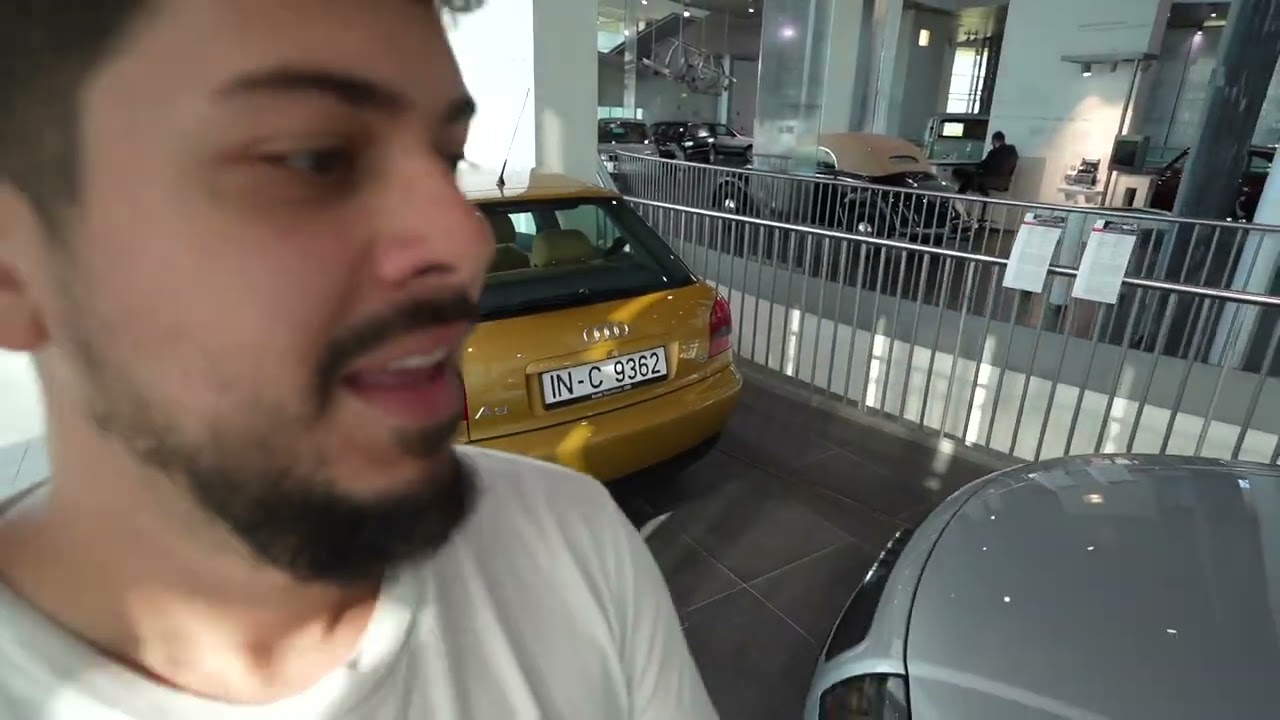 FUI NO MUSEU DA AUDI COM O BELGA