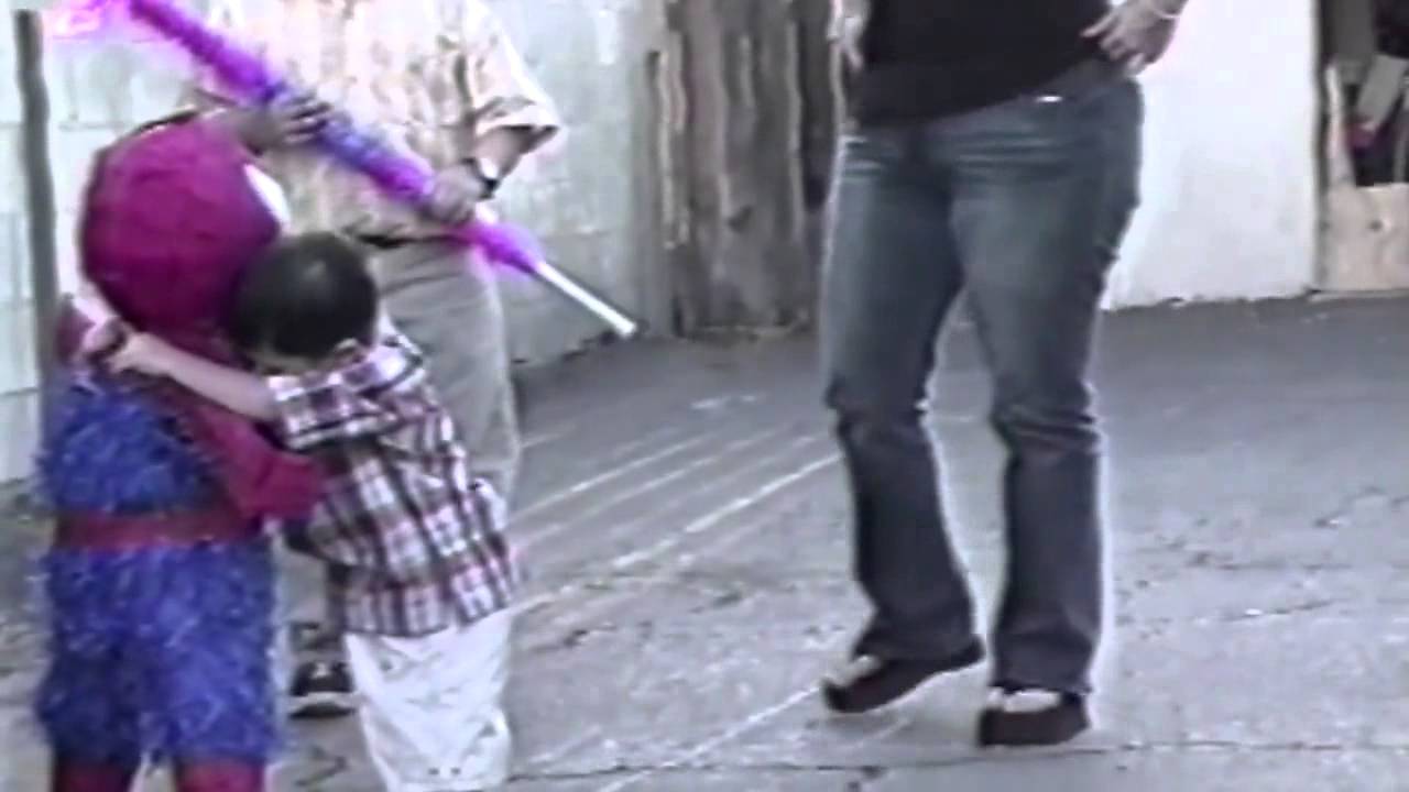 Spider-man Pinata (FULL)