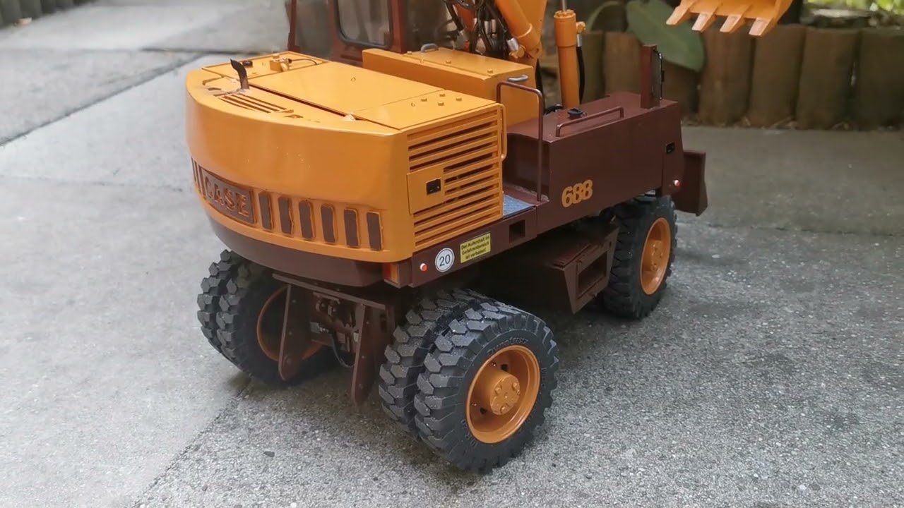 Rc Bagger Case Poclain 688 Mobilbagger aus Kunststoff