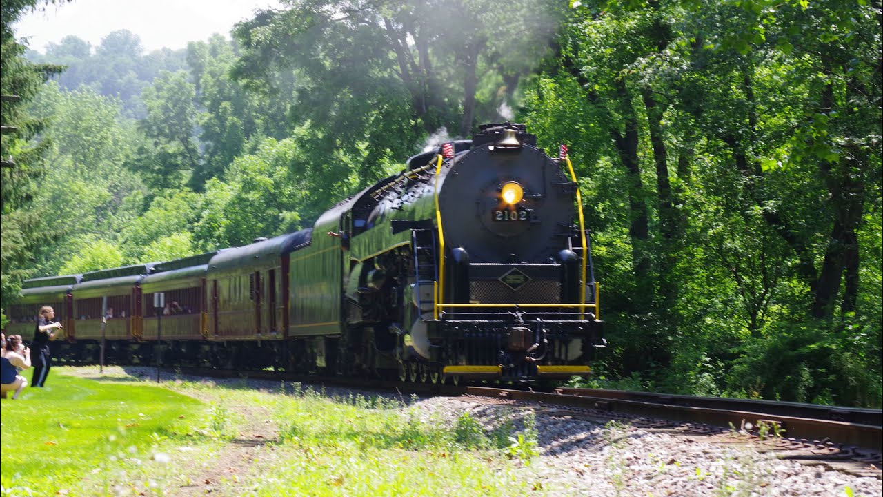 Reading & Northern 2102 Tunkhannock Ramble 2025 with H61 at the end