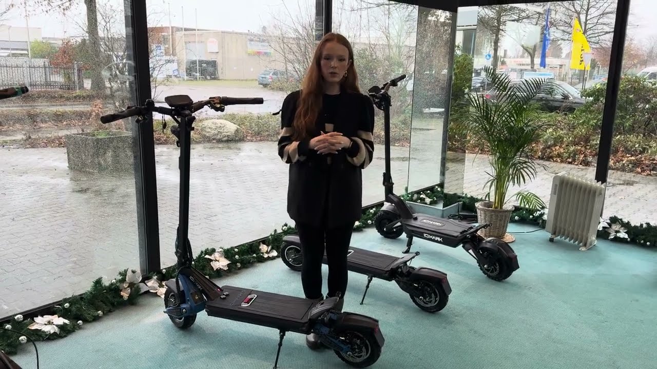 IO Hawk Phoenix Escooter - Luisa erklärt euch unsere Trade In Aktion!