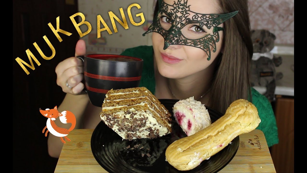МУКБАНГ Чаепитие с тортиками *КАК Я НАЧАЛА СНИМАТЬ АСМР ВИДЕО*/Mukbang Tea & Cakes