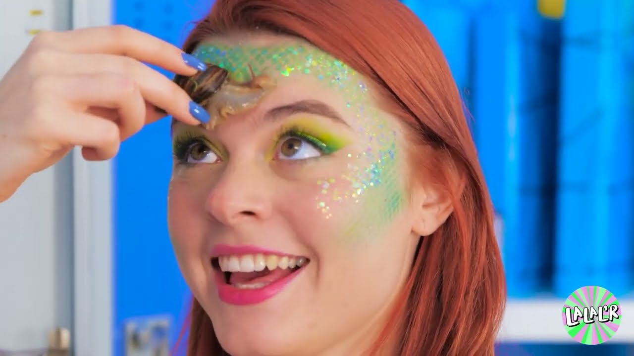 Devenir une sirène 🧜‍♀ M3GAN vs la Sirène! Relooking avec des Astuces beauté par LALAL'R