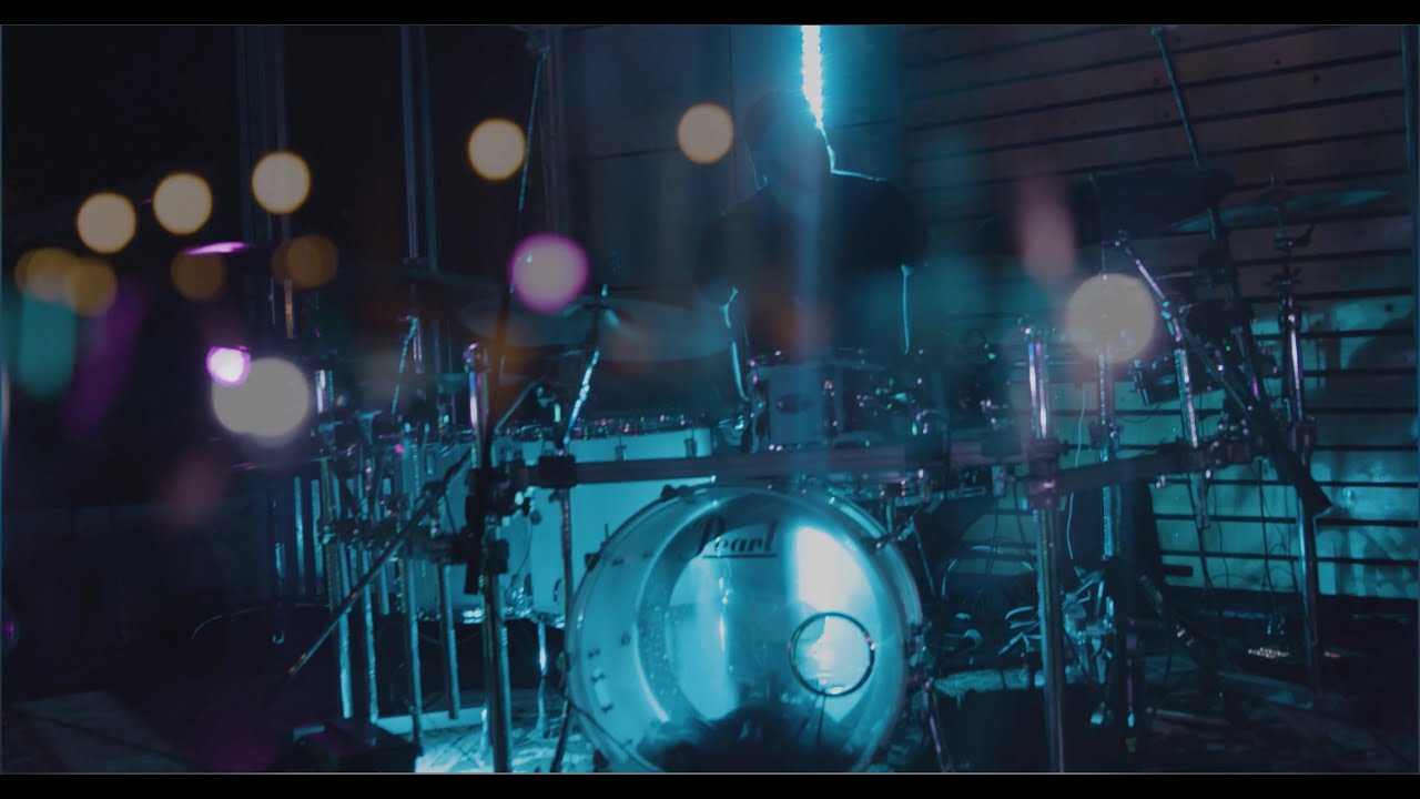 One Hundred Thousand - CAPRICORN (Live Sessions)