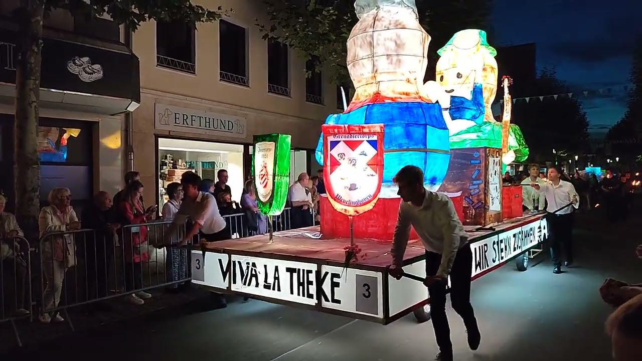 Schützenfest Grevenbroich Fackelzug 2025