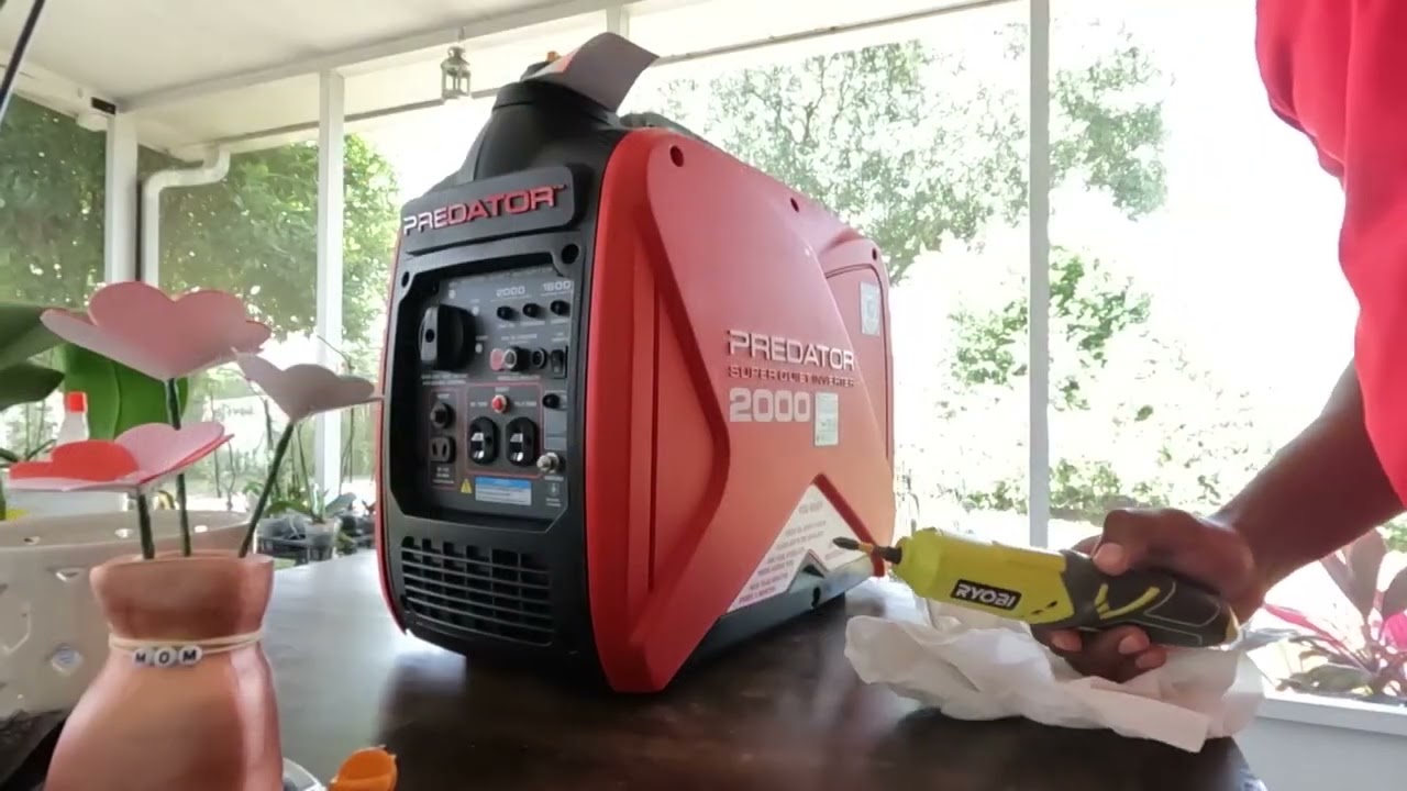 Harbor Freight Predator 2000 Watt Inverter Generator - Unboxing and Setup