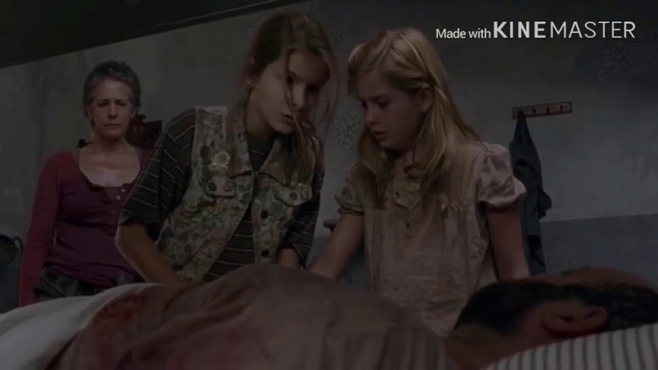 The walking dead(monsters)Mica and Lizzie