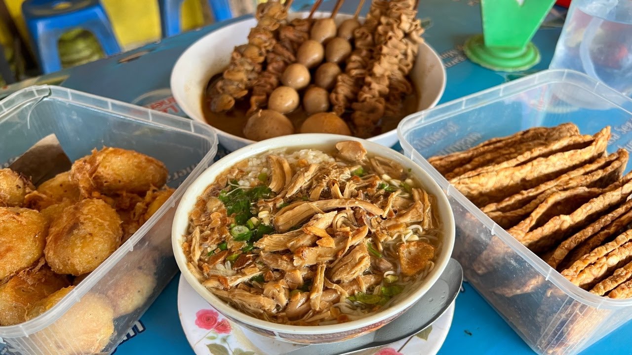 SENSASI GURIH SEGER SEDEP SOTO SEMARANG PAK NO