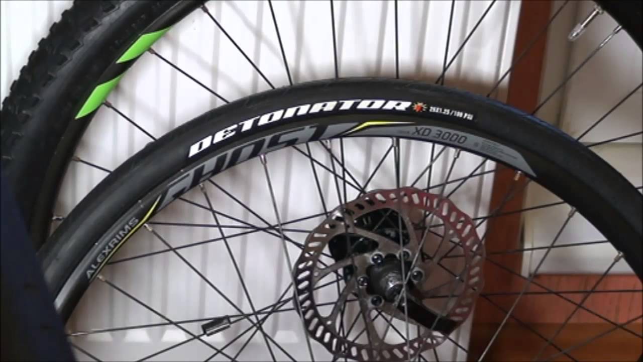 MAXXIS DETONATOR 26x1.25 tire